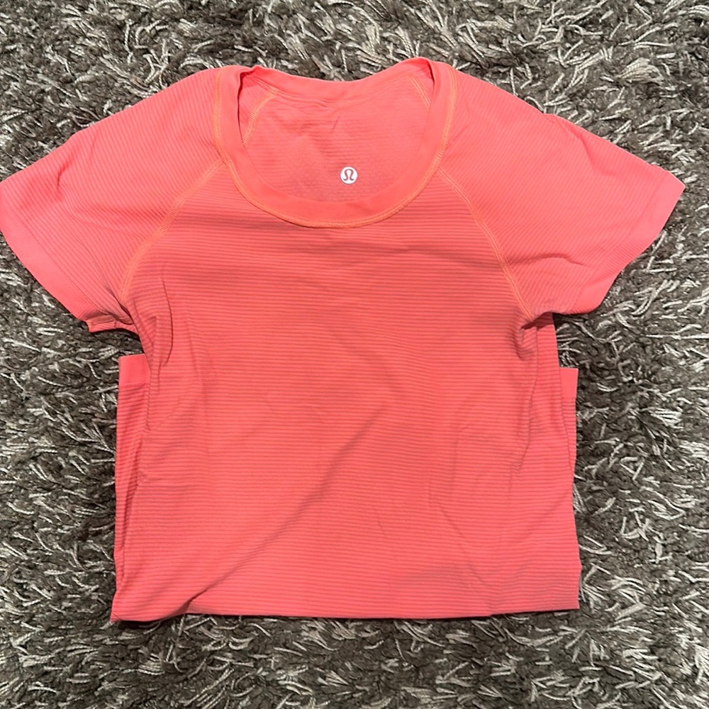 Lululemon top